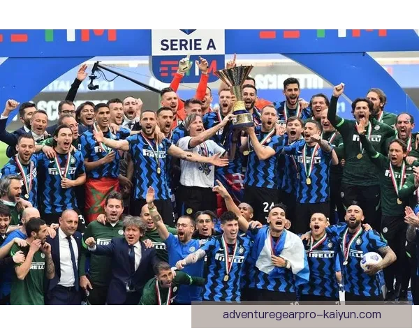 安切洛蒂执教团队近期状态回暖，比赛表现逐渐稳健。